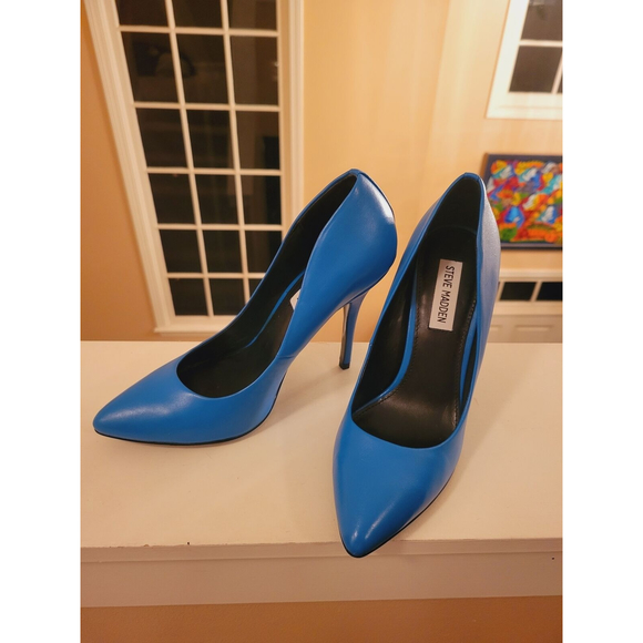 Steve Madden "Galleryy" Stilettos Pumps Size 8M - Picture 1 of 13